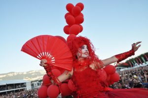 mademoiselle-paillette-les-rouges-coeurs3-philippe-annebicque-large